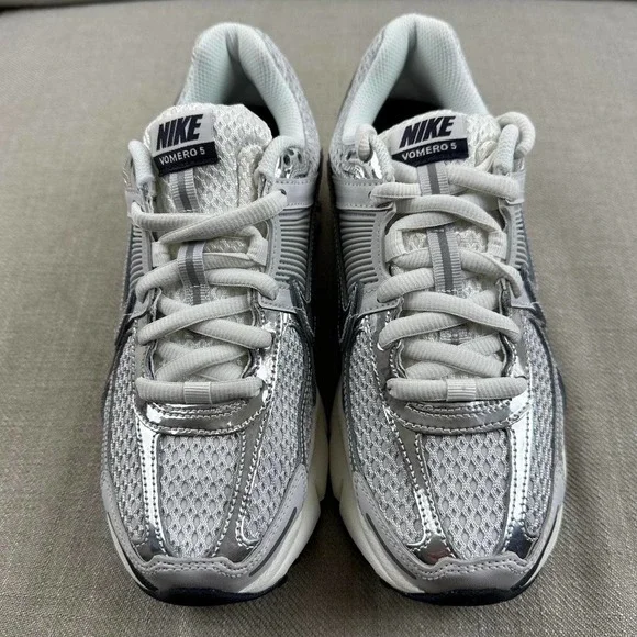 Nike Zoom Vomero 5 Chrome - Picture 3 of 4